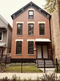 Mid-Century Modern 2 BD APT | Walk to Wrigley
