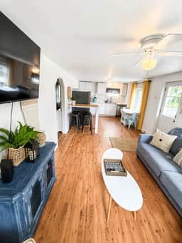 Lake Escape Cottage | Minutes to Paw Paw Lake + Wineries