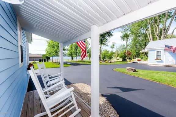 Heron's Nest I Paw Paw Lake Cottages I Superior #5