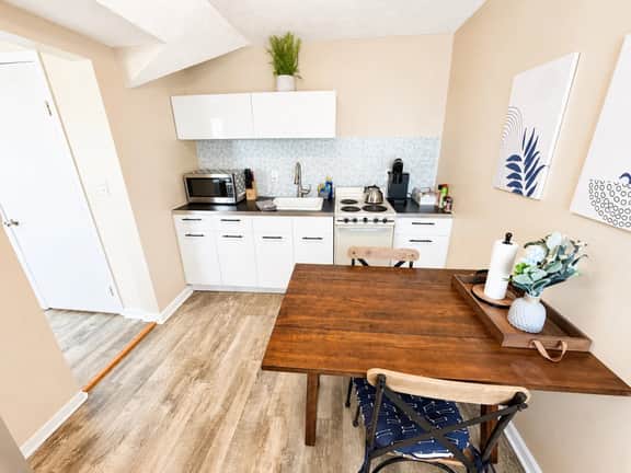 Beach Condo I Steps From Lake Michigan - Image 5